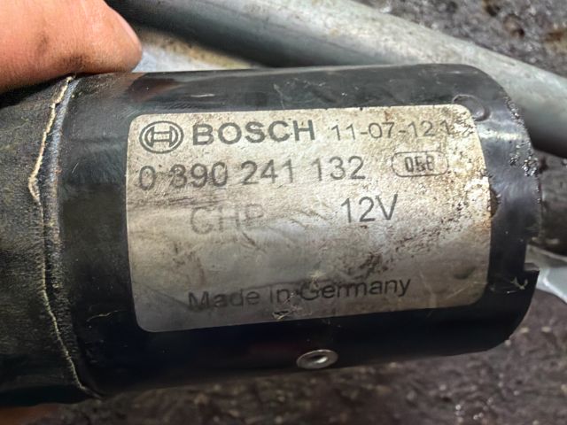 bontott VW PASSAT B5 Első Ablaktörlő Szerkezet Motorral