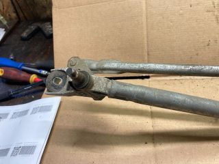 bontott VW PASSAT B5 Első Ablaktörlő Szerkezet Motorral