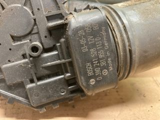 bontott VW PASSAT B5 Első Ablaktörlő Szerkezet Motorral
