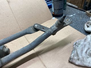 bontott VW PASSAT B5 Első Ablaktörlő Szerkezet Motorral