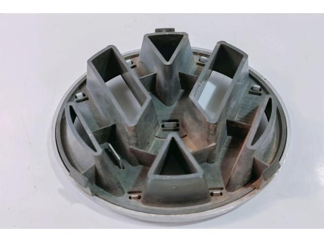 bontott VW PASSAT B5 Első Embléma