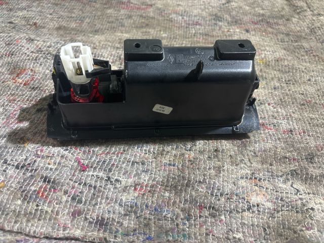 bontott VW PASSAT B5 Első Hamutartó