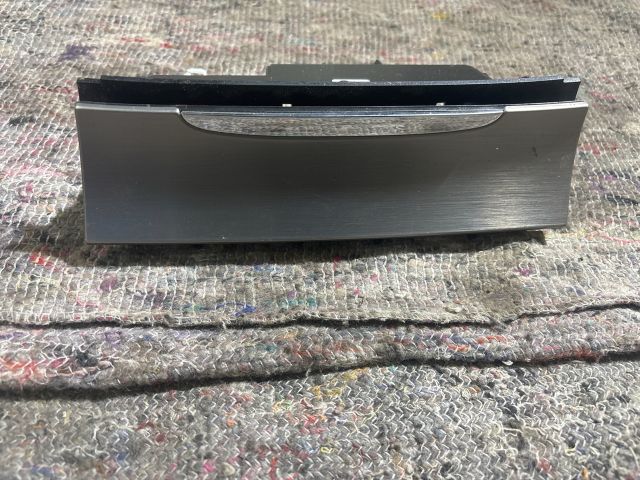 bontott VW PASSAT B5 Első Hamutartó