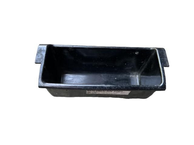 bontott VW PASSAT B5 Első Hamutartó