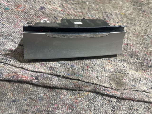 bontott VW PASSAT B5 Első Hamutartó