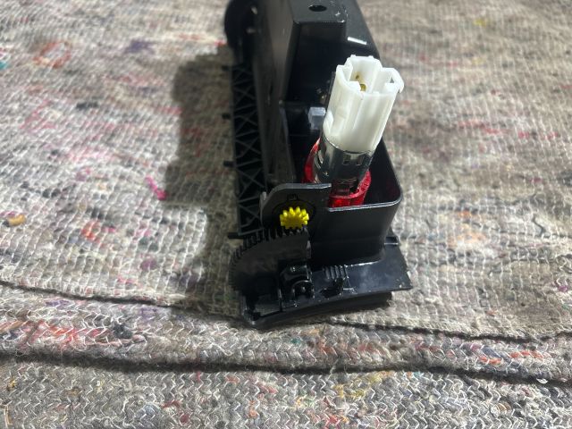 bontott VW PASSAT B5 Első Hamutartó