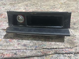 bontott VW PASSAT B5 Első Hamutartó