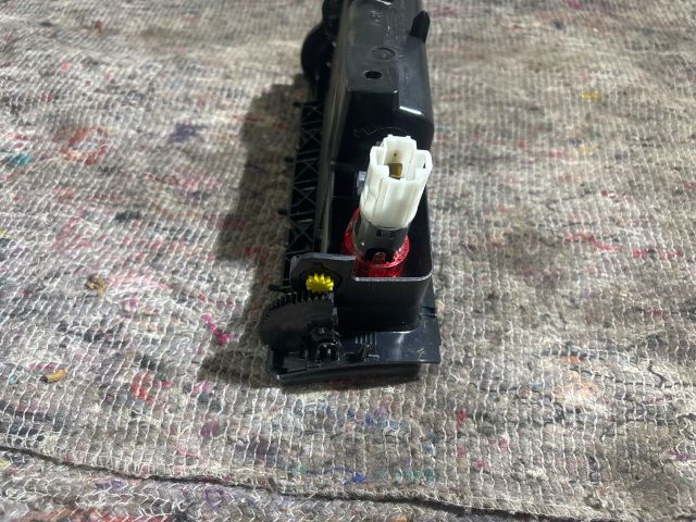 bontott VW PASSAT B5 Első Hamutartó