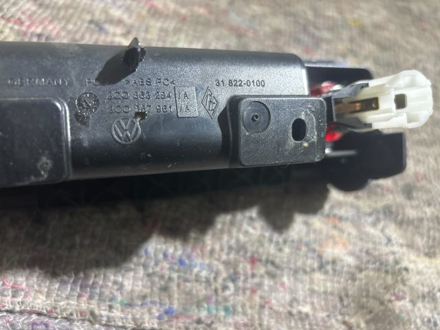 bontott VW PASSAT B5 Első Hamutartó