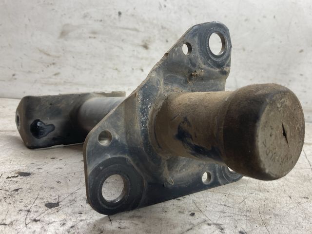 bontott VW PASSAT B5 Első Lökhárító Merevítő (Fém)