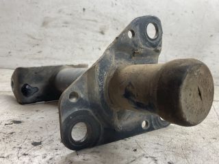 bontott VW PASSAT B5 Első Lökhárító Merevítő (Fém)