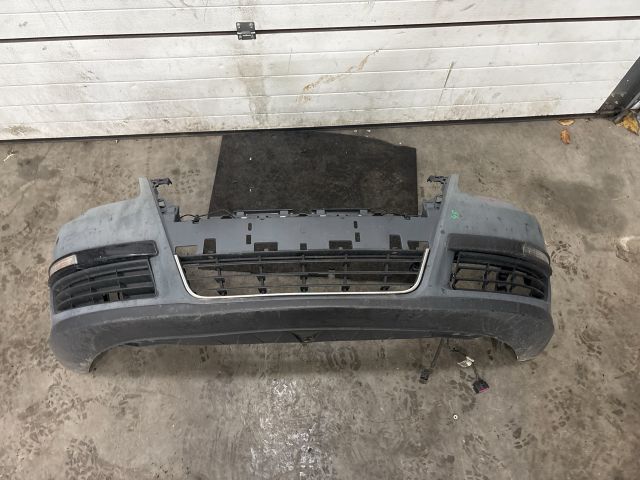 bontott VW PASSAT B5 Első Lökhárító (Részeivel)