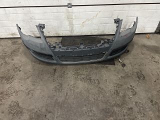 bontott VW PASSAT B5 Első Lökhárító (Részeivel)