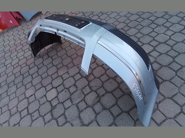 bontott VW PASSAT B5 Első Lökhárító (Részeivel)