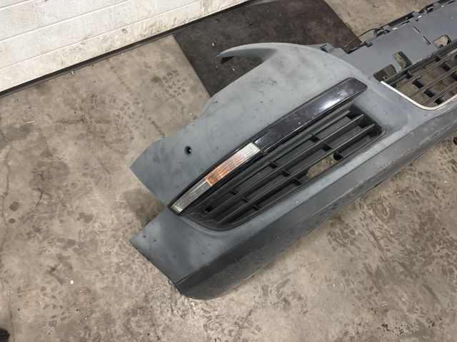 bontott VW PASSAT B5 Első Lökhárító (Részeivel)