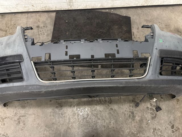 bontott VW PASSAT B5 Első Lökhárító (Részeivel)