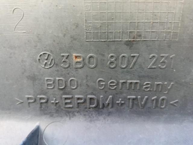 bontott VW PASSAT B5 Első Lökhárító (Üresen)