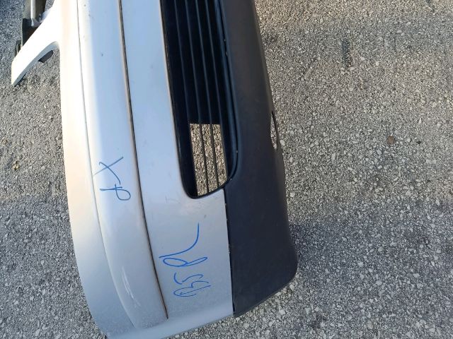 bontott VW PASSAT B5 Első Lökhárító (Üresen)