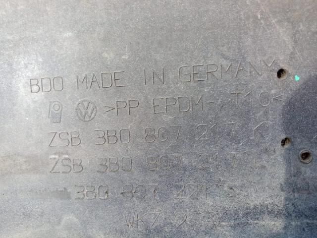 bontott VW PASSAT B5 Első Lökhárító (Üresen)