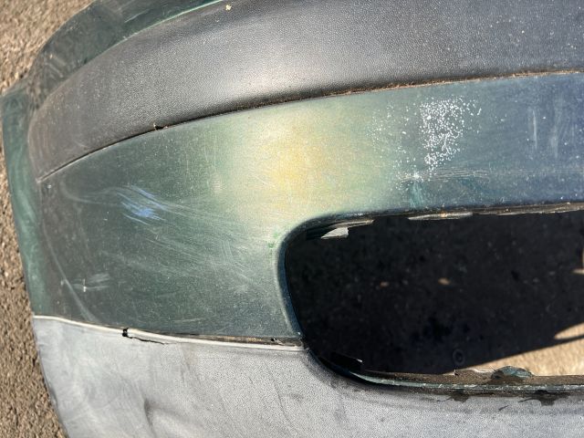 bontott VW PASSAT B5 Első Lökhárító (Üresen)