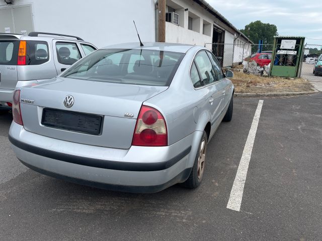 bontott VW PASSAT B5 Emelő