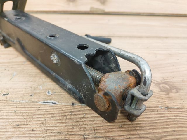 bontott VW PASSAT B5 Emelő