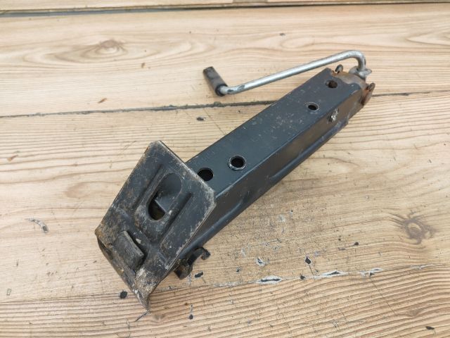 bontott VW PASSAT B5 Emelő