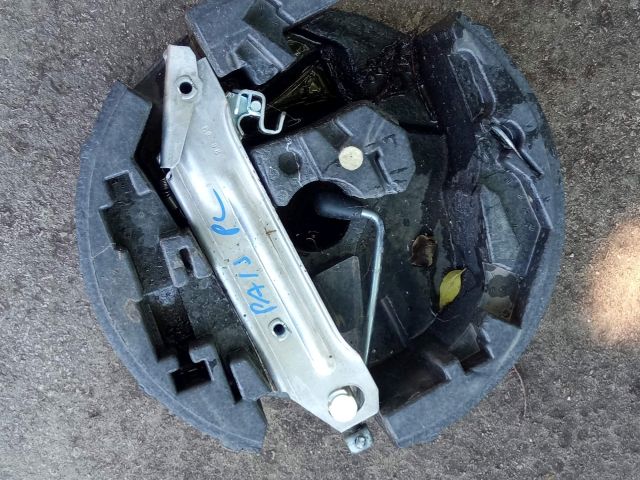 bontott VW PASSAT B5 Emelő