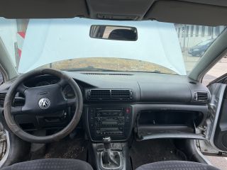bontott VW PASSAT B5 Emelő