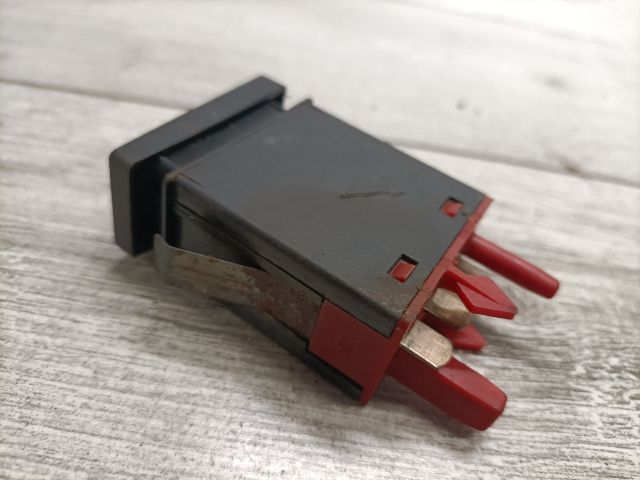 bontott VW PASSAT B5 ESP Kapcsoló