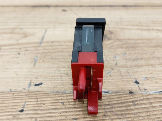 bontott VW PASSAT B5 ESP Kapcsoló