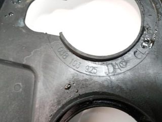 bontott VW PASSAT B5 Felső Hűtőburkolat