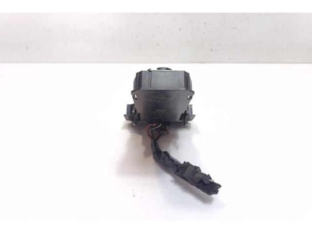 bontott VW PASSAT B5 Fényszóró Izzó Foglalat