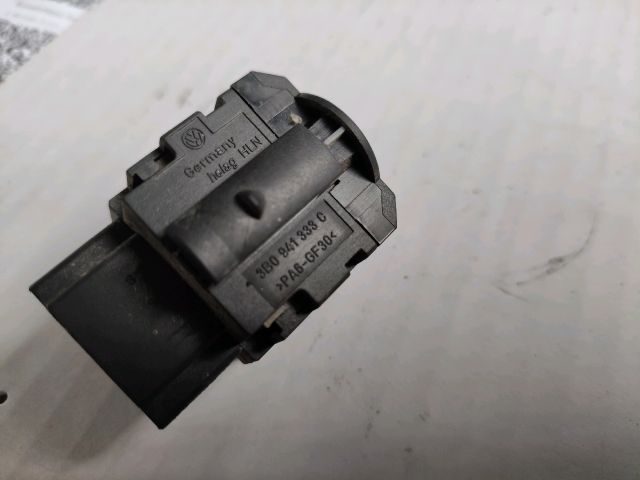 bontott VW PASSAT B5 Fényszórómagasság Állító Kapcsoló