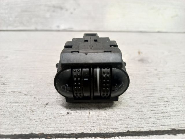 bontott VW PASSAT B5 Fényszórómagasság Állító Kapcsoló