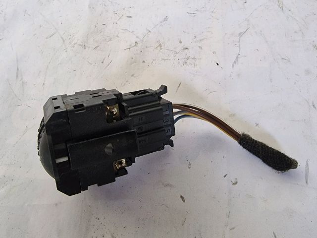 bontott VW PASSAT B5 Fényszórómagasság Állító Kapcsoló