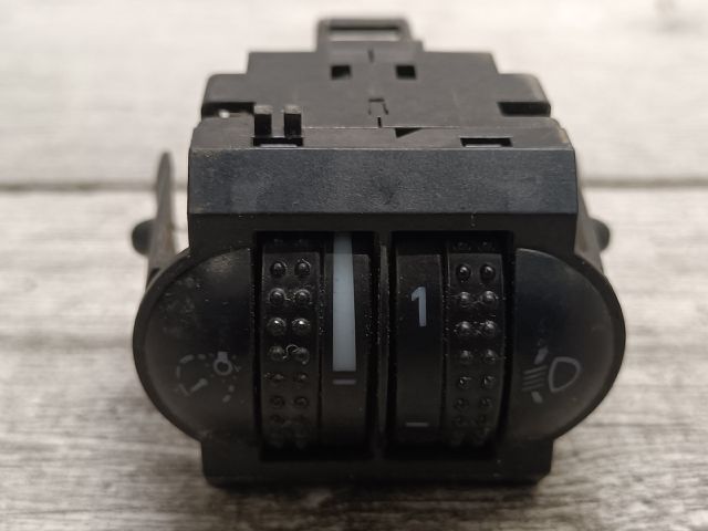 bontott VW PASSAT B5 Fényszórómagasság Állító Kapcsoló