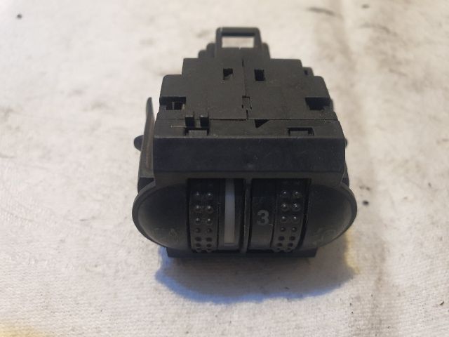 bontott VW PASSAT B5 Fényszórómagasság Állító Kapcsoló