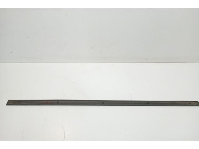 bontott VW PASSAT B5 Függőleges Ajtó Díszléc