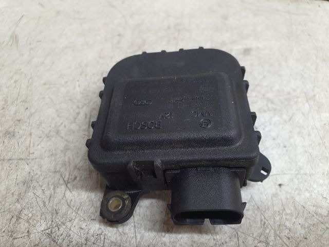 bontott VW PASSAT B5 Fűtés Állító Motor