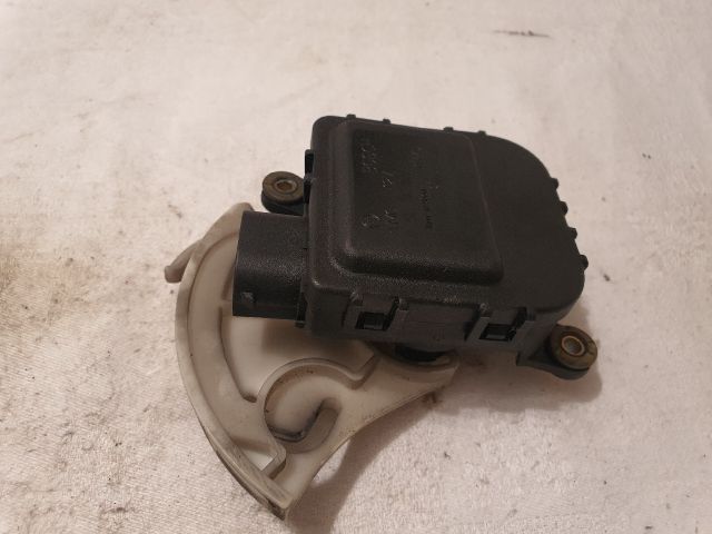 bontott VW PASSAT B5 Fűtés Állító Motor