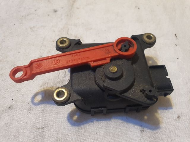 bontott VW PASSAT B5 Fűtés Állító Motor