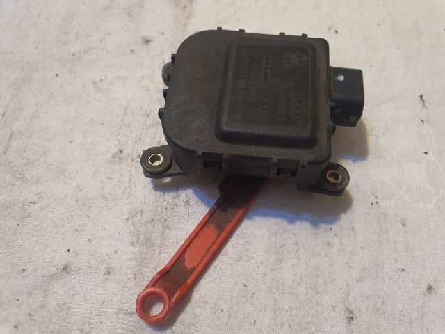 bontott VW PASSAT B5 Fűtés Állító Motor