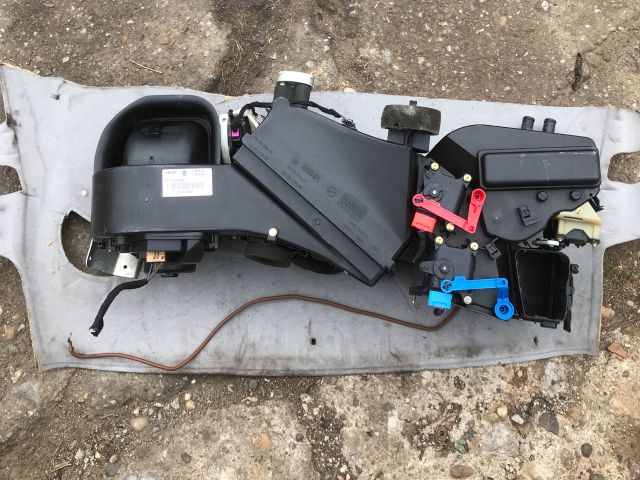 bontott VW PASSAT B5 Fűtés Box