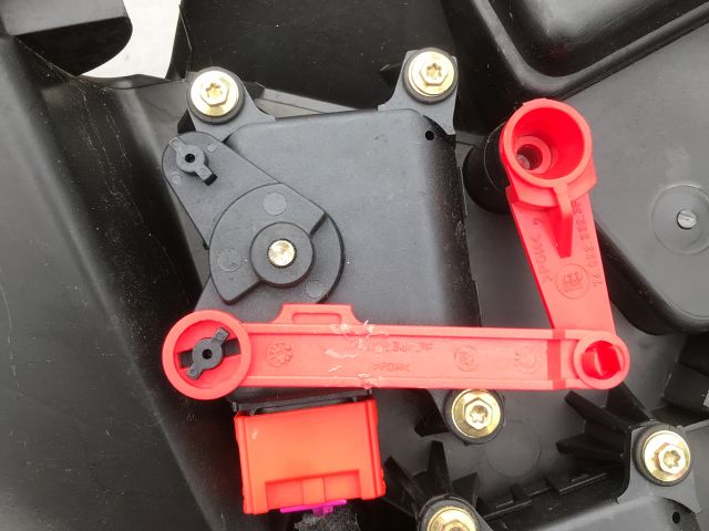 bontott VW PASSAT B5 Fűtés Box