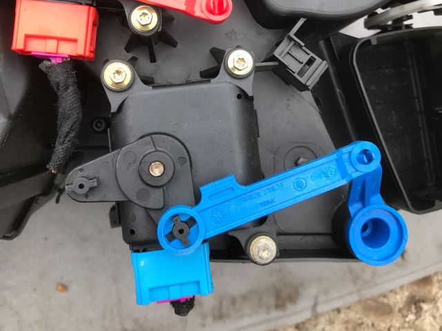 bontott VW PASSAT B5 Fűtés Box