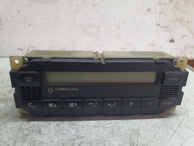 bontott VW PASSAT B5 Fűtéskapcsoló (digit klímás)