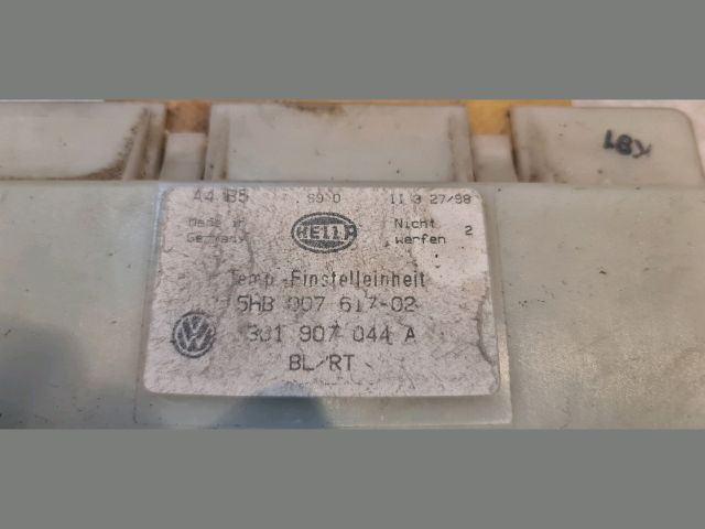 bontott VW PASSAT B5 Fűtéskapcsoló (digit klímás)