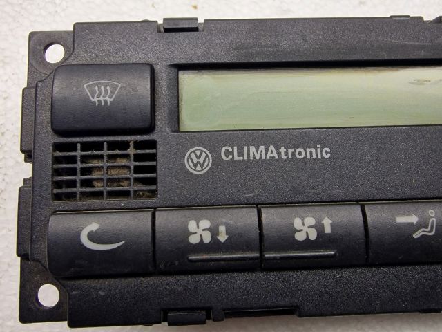 bontott VW PASSAT B5 Fűtéskapcsoló (digit klímás)