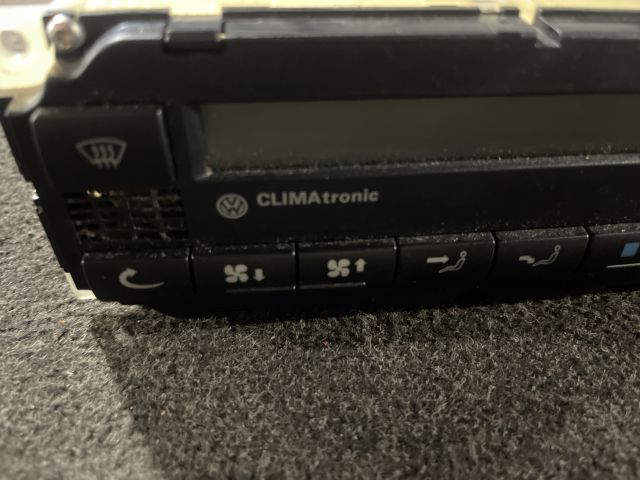 bontott VW PASSAT B5 Fűtéskapcsoló (digit klímás)